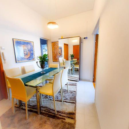 City Center Apartment Bucarest Esterno foto